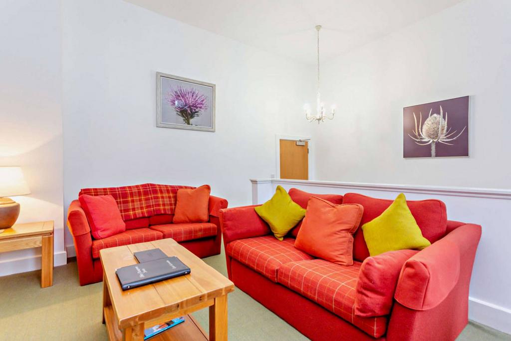 6 The Old School Highland Club, Fort Augustus, PH32 4BJ 2 bed apartment