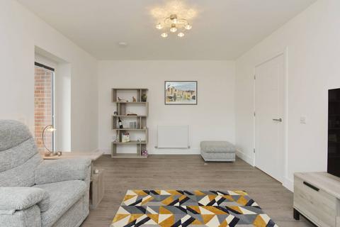 3 bedroom flat for sale, Flat 5, 89 Ocean Drive, Edinburgh, EH6 6BR