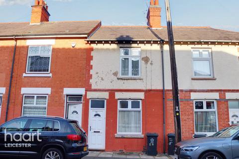 3 bedroom terraced house for sale, Dronfield Street, Leicester