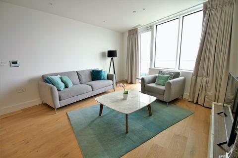 3 bedroom flat to rent, Lombard Road, London, SW11