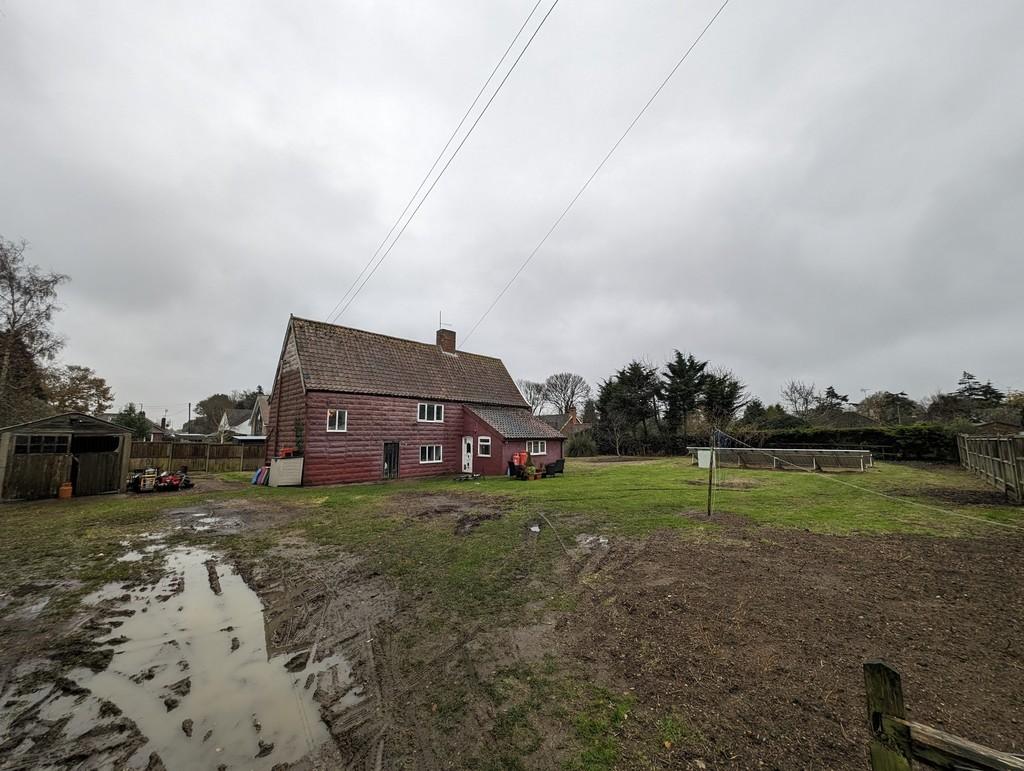 Southfield Drive, Leiston 3 bed detached house for sale £325,000