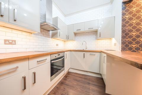 2 bedroom flat to rent, Brunswick Terrace, Hove, East Sussex, BN3