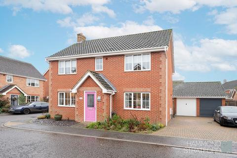 11 Balmoral Close, Attleborough, NR17 2SP
