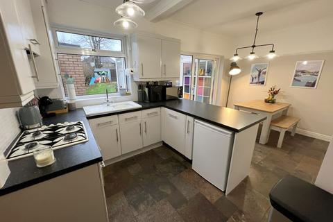 12 Moreton Road, Shirley, Solihull, B90 3ED