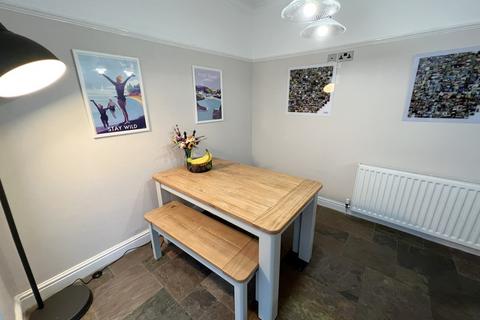 12 Moreton Road, Shirley, Solihull, B90 3ED