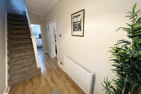 12 Moreton Road, Shirley, Solihull, B90 3ED