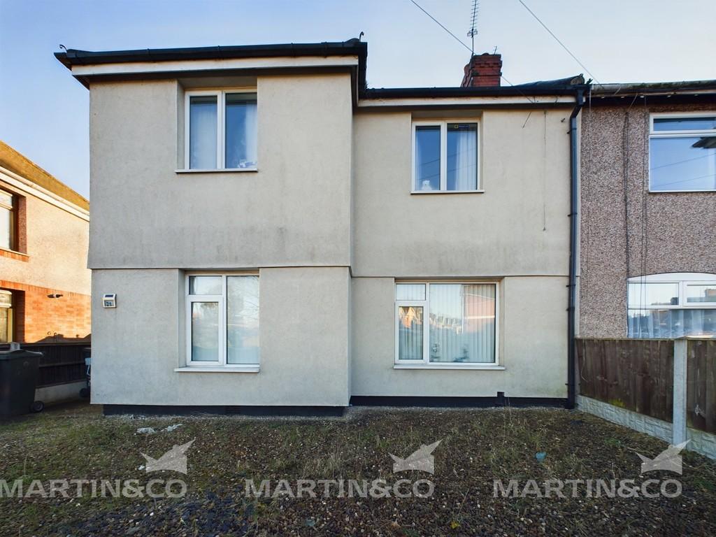 Daw Lane, Bentley 3 bed semidetached house for sale £155,000