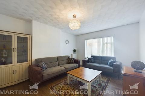 21 Daw Lane, Bentley, Doncaster, DN5 0PE