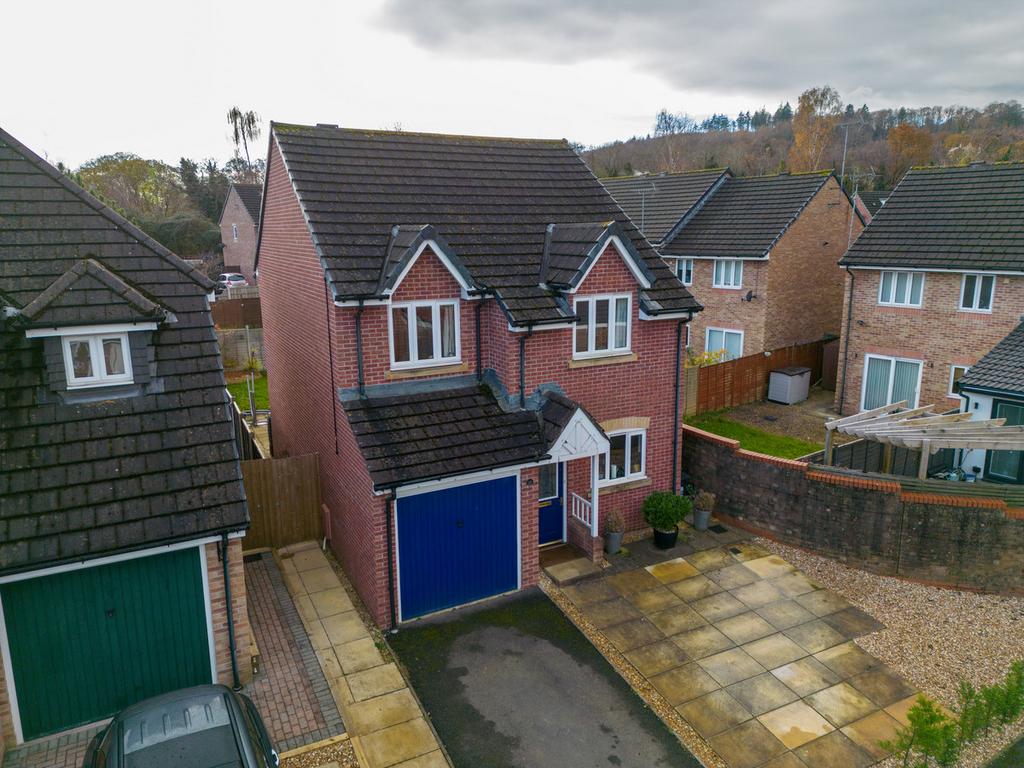 Newport NP10 3 bed detached house for sale £315,000