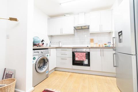 2 bedroom apartment to rent - Brecon Court, Brecon Street
