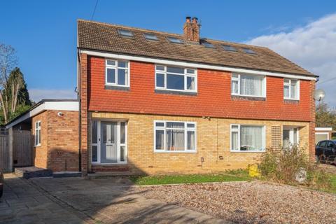 14 Farm Close, Amersham, HP6 6RH