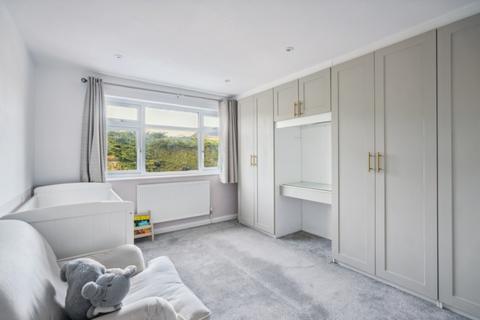 14 Farm Close, Amersham, HP6 6RH