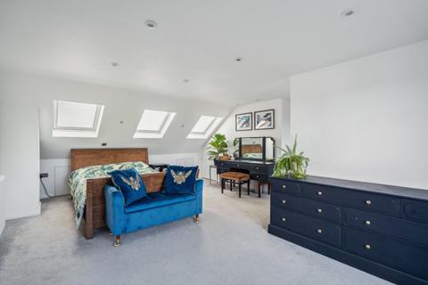14 Farm Close, Amersham, HP6 6RH
