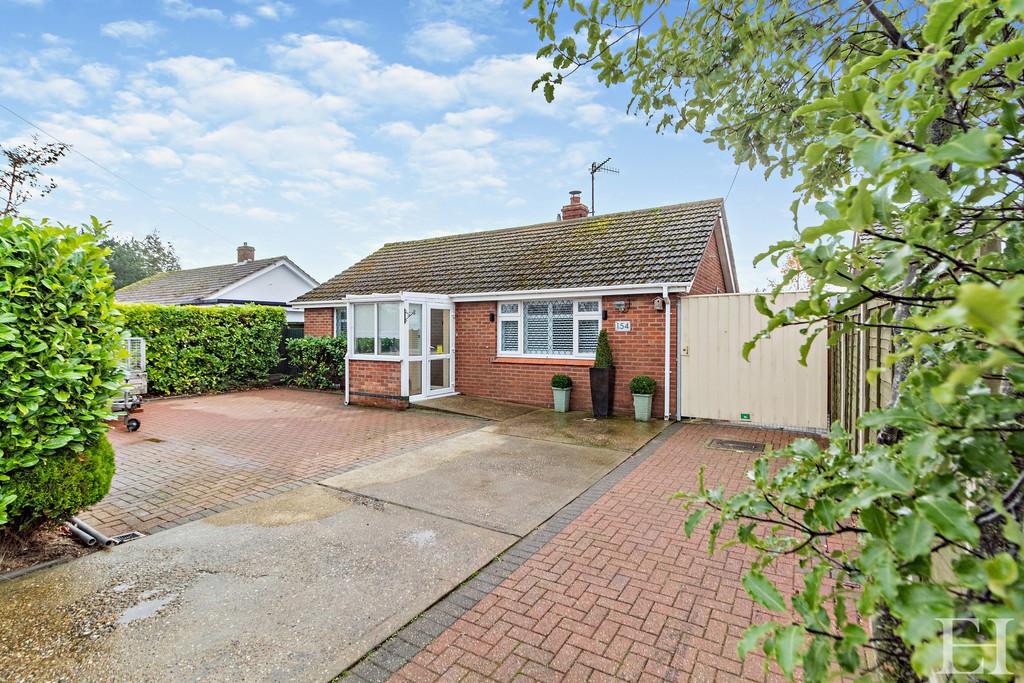Leiston, Suffolk 2 bed detached bungalow for sale £400,000