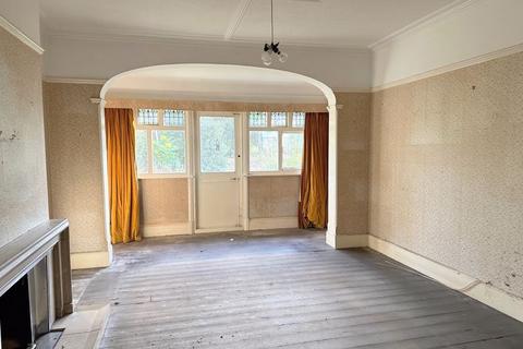 117 Foxley Lane, Purley, CR8 3HQ