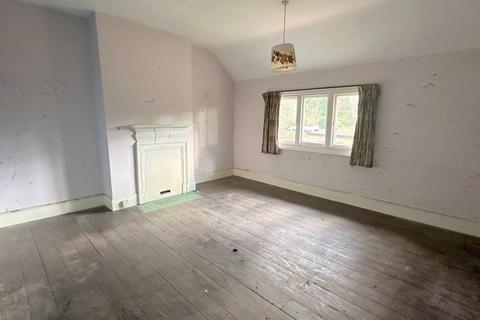 117 Foxley Lane, Purley, CR8 3HQ