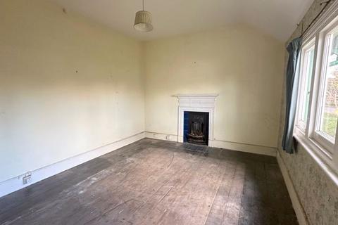 117 Foxley Lane, Purley, CR8 3HQ