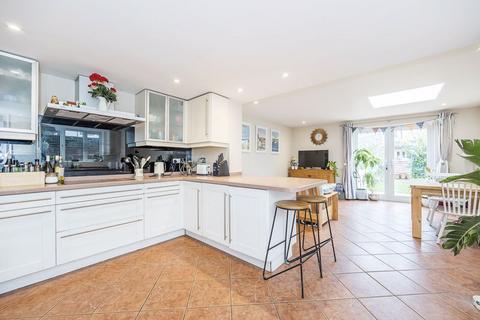 24 Birkbeck Road, Sidcup, DA14 4DE