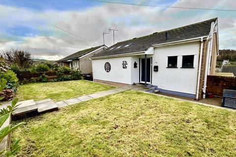 3 bedroom detached house for sale, Dinerth Road, Rhos on Sea