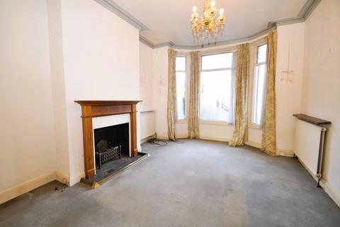 28 Gap Road, London, SW19 8JG