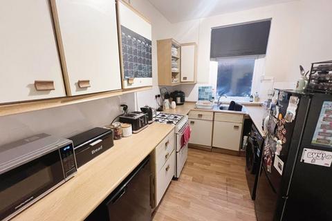2 bedroom terraced house for sale, Hereford Road, Heaton