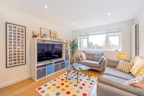 2 bedroom apartment to rent, Lovelace Road, Surbiton