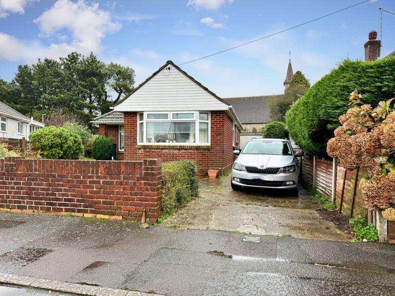 White Close, Poole BH15 2 bed bungalow for sale £365,000