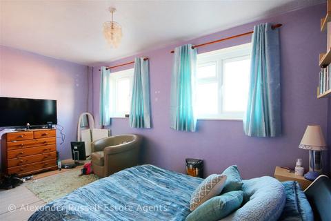 24 Mountfield Way, Westgate-on-sea, CT8 8HR