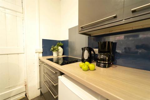8 bedroom house to rent - College Road, Bangor, Gwynedd, LL57