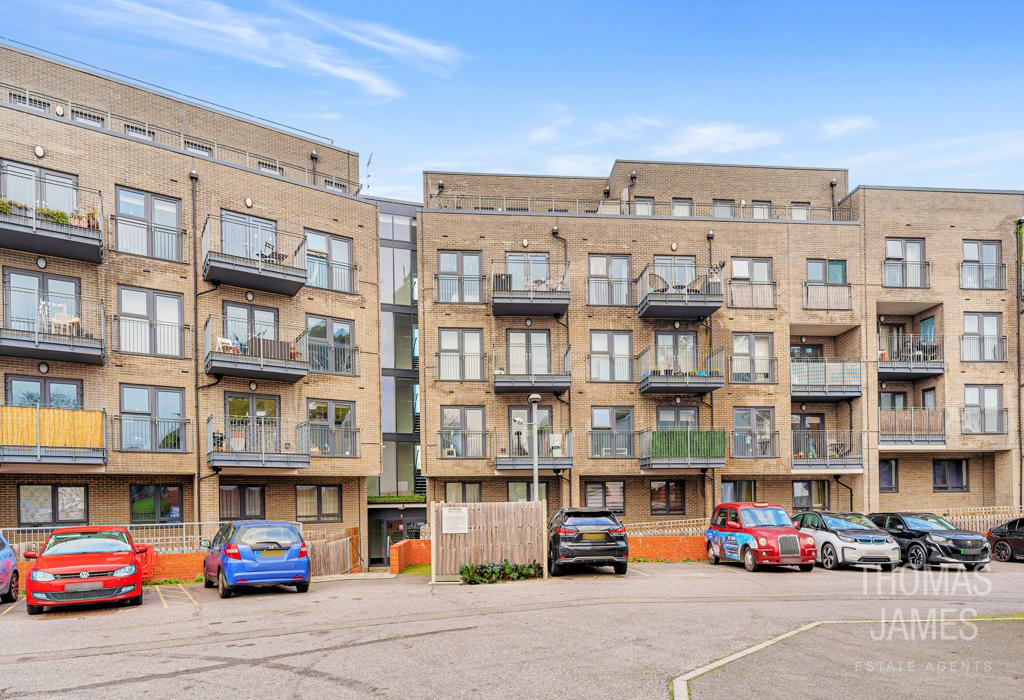 Coral Court, Arnos Grove, N11 1 bed apartment for sale £325,000
