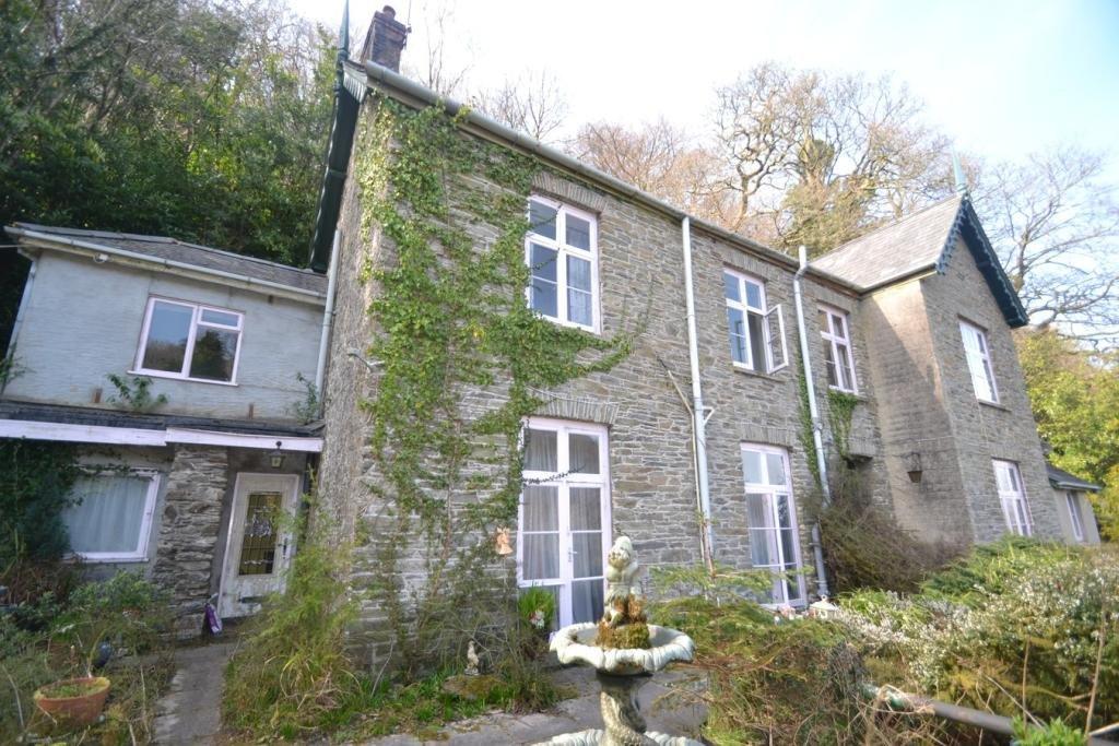 Lynton, Devon 6 bed detached house for sale £875,000