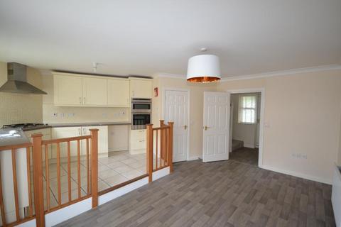 4 bedroom terraced house to rent, Shenley Lodge, Milton Keynes MK5