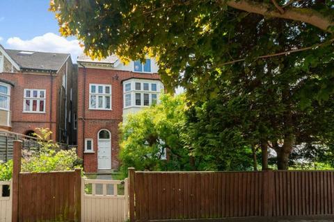 2 bedroom apartment for sale - London, London SW16