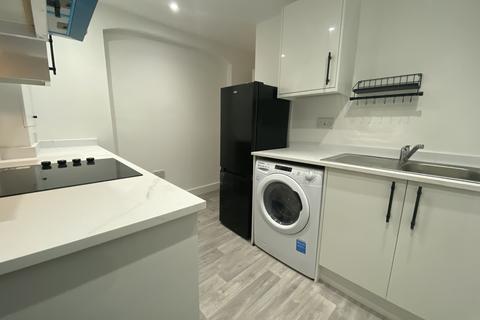 1 bedroom flat to rent - Longcross Street, Adamsdown, Cardiff