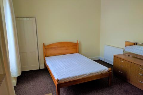 6 bedroom house to rent - George Street, City Centre, Swansea