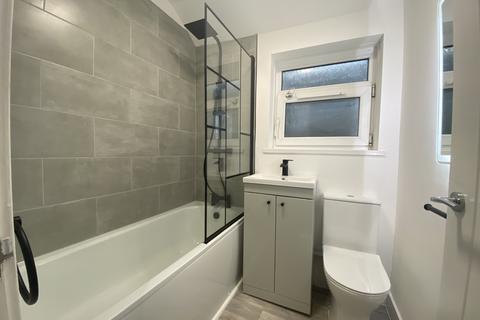 2 bedroom flat to rent - Longcross Street, Adamsdown, Cardiff