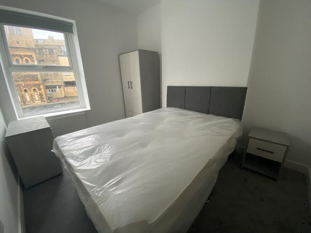 Bedroom1a