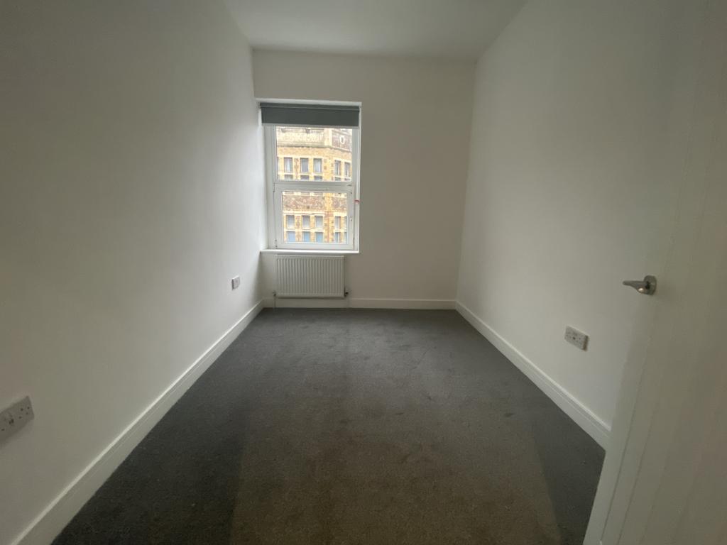 Bedroom2a