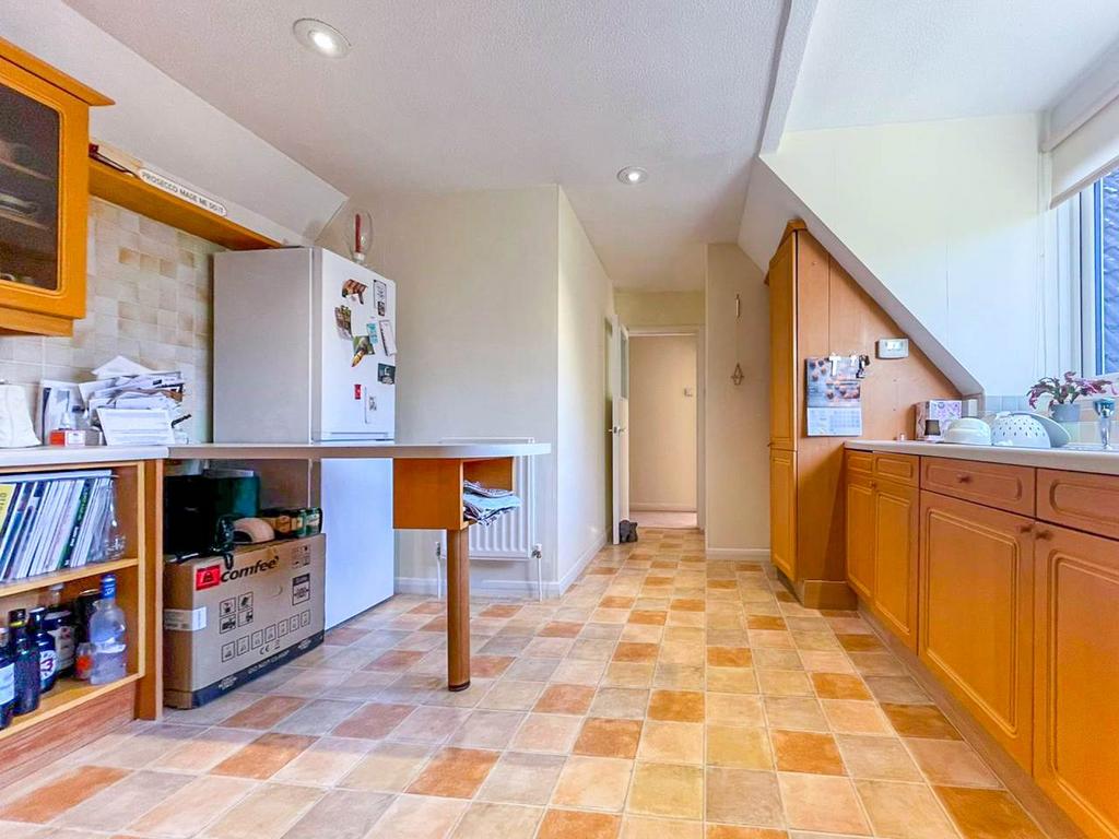 5 sea view kitchen 2