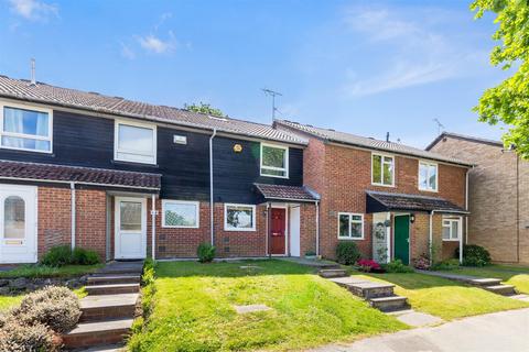 65 Drake Close, Horsham, RH12 5UD