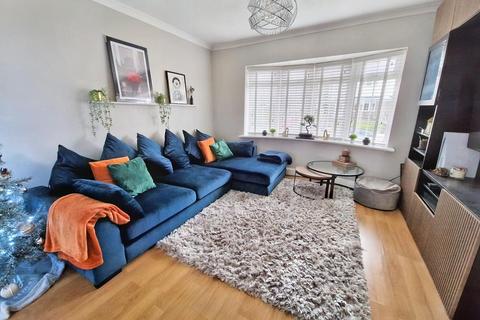 1 Eleanor Close, Pencoed, Bridgend, CF35 6RD