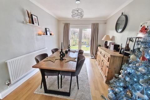 1 Eleanor Close, Pencoed, Bridgend, CF35 6RD