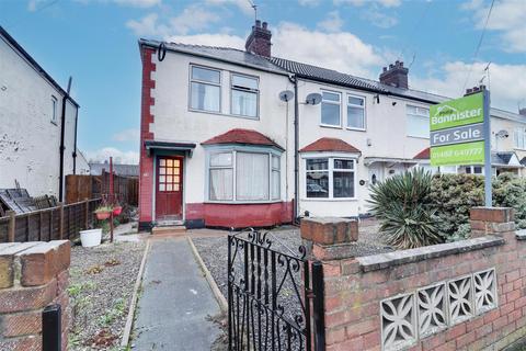 3 bedroom terraced house for sale - Graham Avenue, Hull