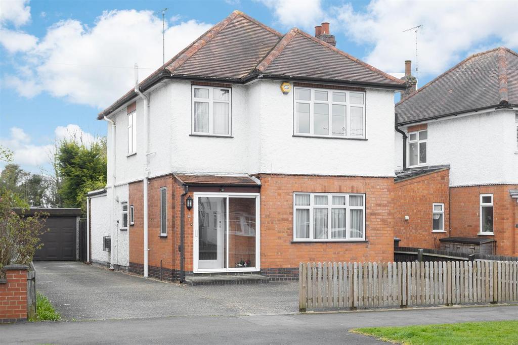Roman Way, Market Harborough 3 bed detached house for sale £425,000