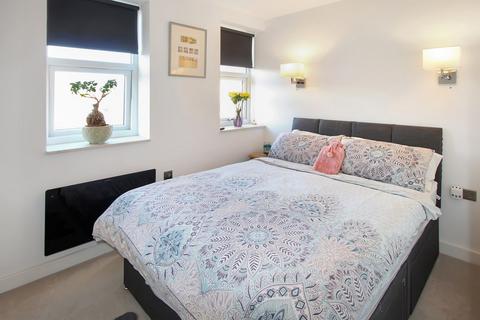 1 bedroom apartment for sale, Woodside Park, Rugby, CV21