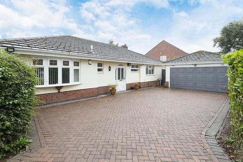 3 bedroom detached bungalow for sale - Somerfield Way, Leicester Forest East, Leicester