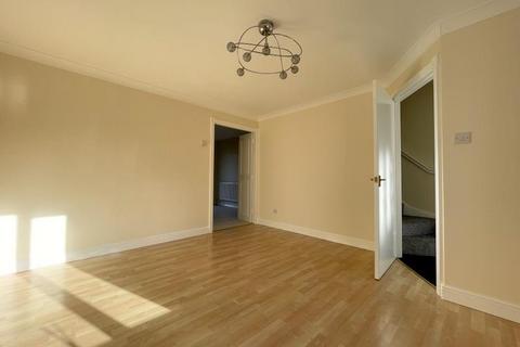 3 bedroom semi-detached house for sale, Juniper Way, Loughborough
