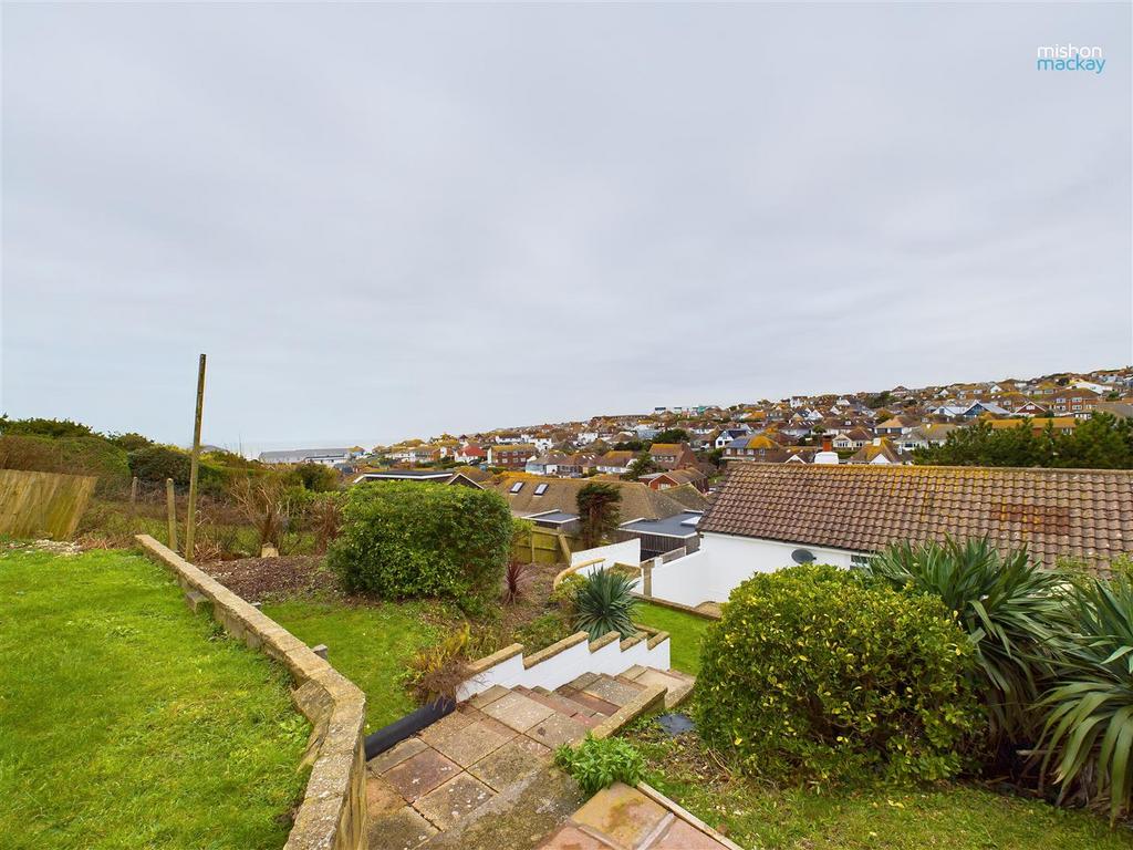 Ashurst Avenue,Saltdean,East Sussex,BN2 8DR 2 bed detached bungalow to