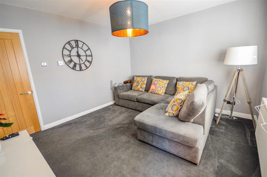 Hopedale Road, Sheffield, S12 2 bed end of terrace house for sale £