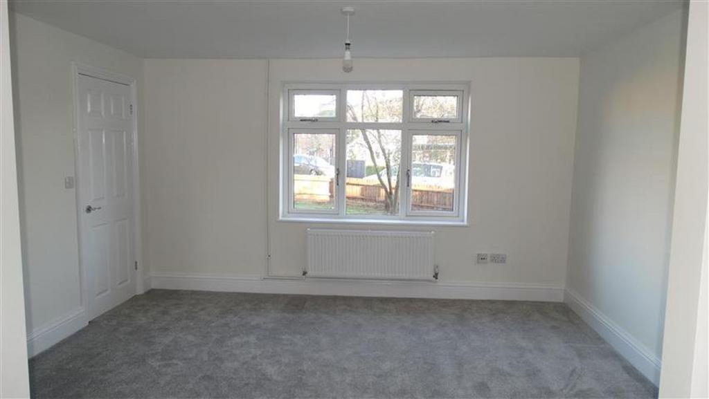 Irnham Road, Stamford PE9 1SD 3 bed semidetached house £1,100 pcm (£